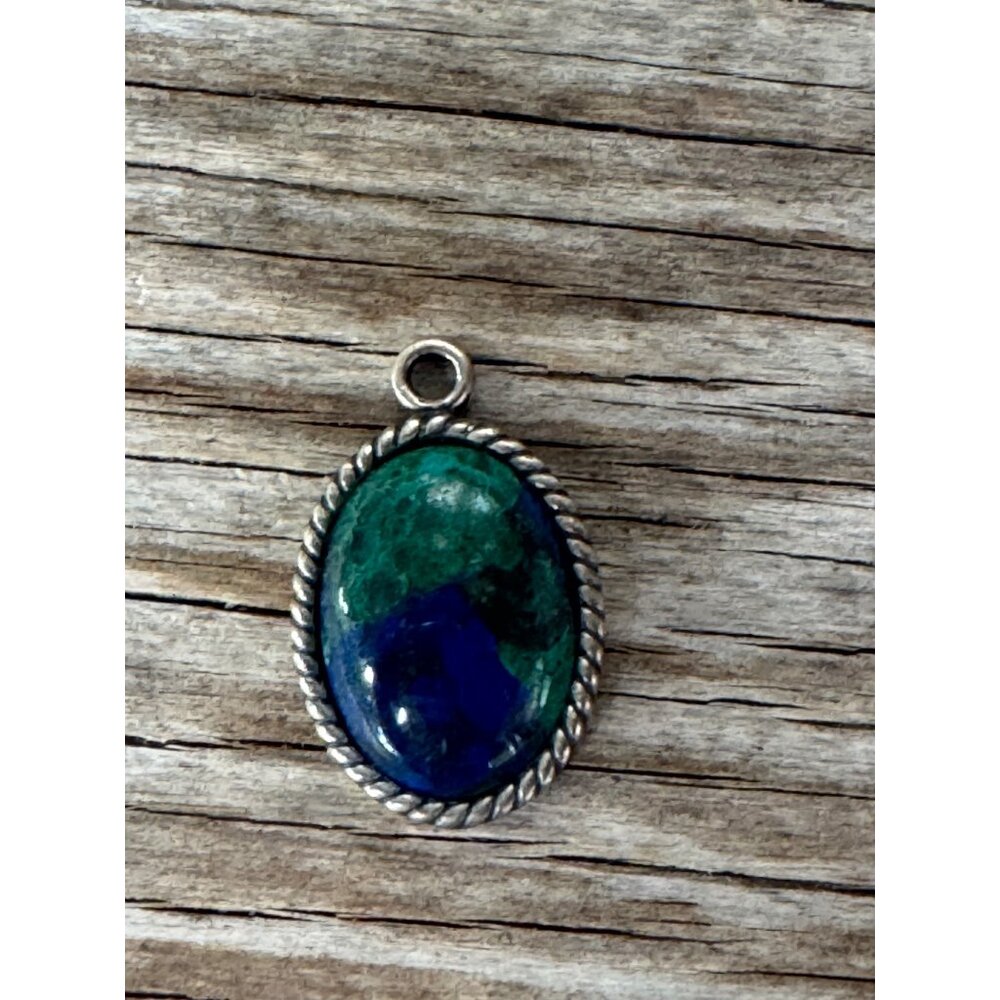 Aztec Style Sterling Silver Pendant With Malachite 6.12g